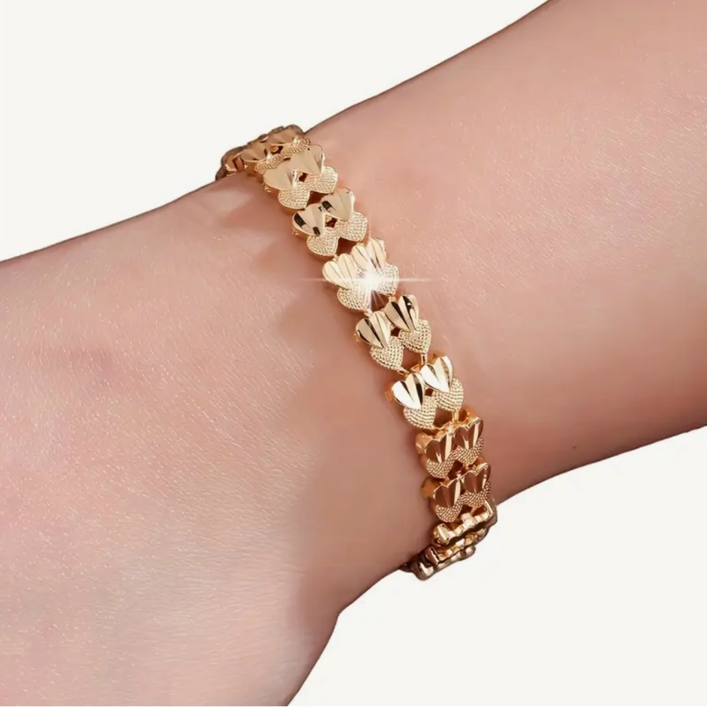 18k Gold Plated Heart Link Bracelet Womens Elegant Jewelry